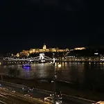 Castle View * Budapesta
