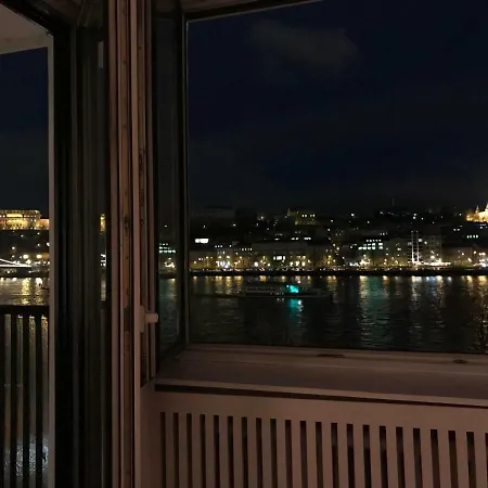 Apartment Castle View Budapest