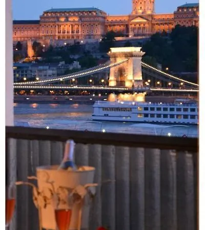 Apartamento Castle View Budapeste